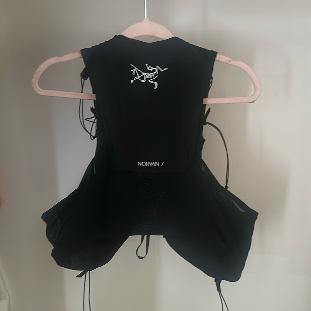 Arc'teryx Norvan 7 Black Vest